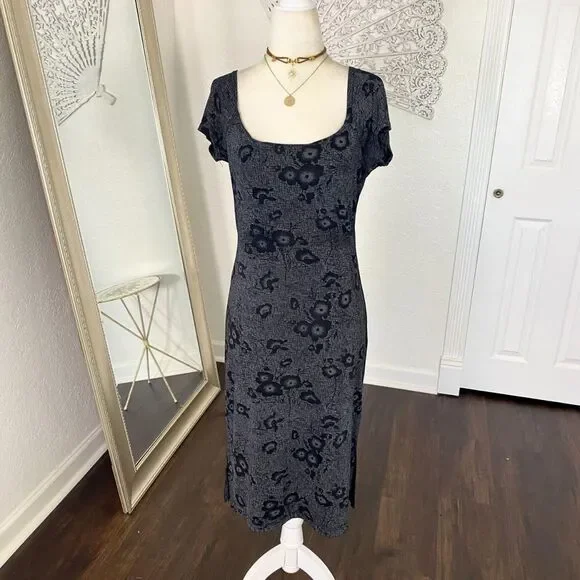 Vintage Early 2000's Soft Grunge Goth Black Gray Floral Midi T-Shirt Dress M - Picture 3 of 5